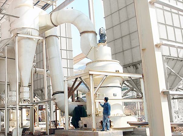 大型非金屬礦磨粉機廠家，桂林鴻程磨粉機，磨粉機，節(jié)能磨粉機，立磨，超細磨粉機，桂林鴻程磨粉機
