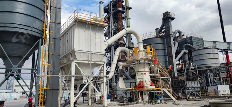 滑石粉機(jī)廠家桂林鴻程超細(xì)立磨設(shè)備 HLMX1300滑石粉機(jī)廠家桂林鴻程超細(xì)立磨設(shè)備